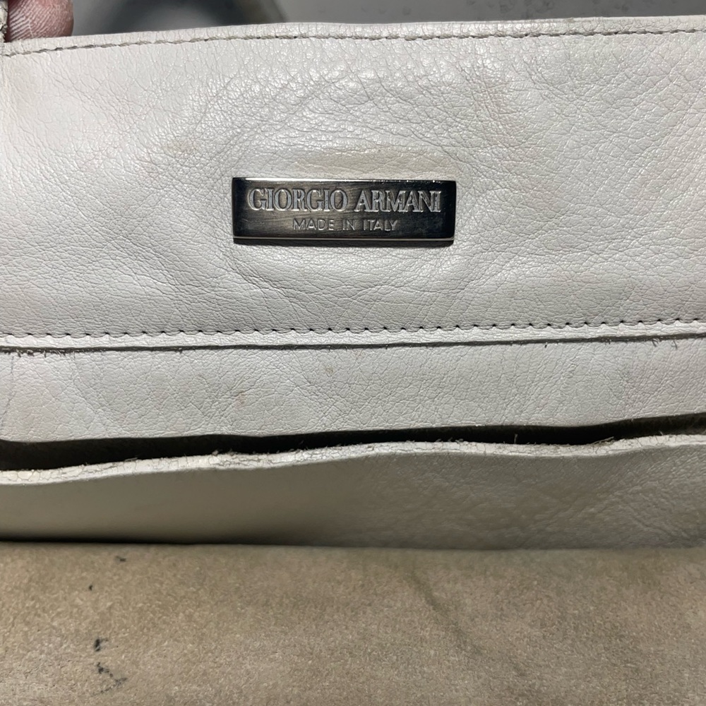 Giorgio Armani White leather handbag made in italy - Picture 3 of 14